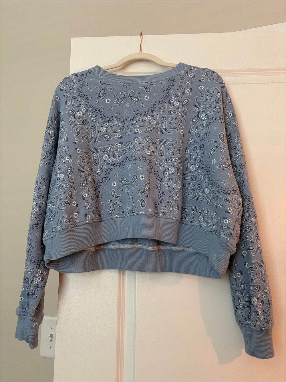 aerie Light Blue Pullover with Cream Ribbed Trim